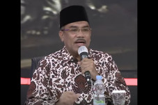 Ditanya Akbar Faizal...