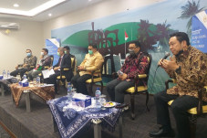 Tolak Aneksasi Israel,...