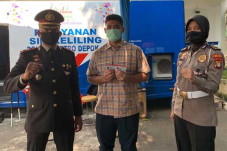 Lahir 1 Juli, Warga...