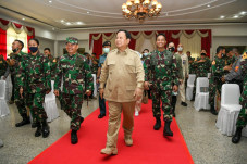 Jenderal Andika Dampingi...