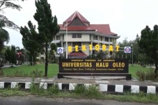 2 Mahasiswa dan 1 Asdos...