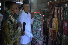 Pandemi COVID-19 Jadi...