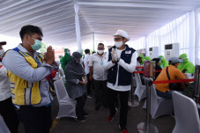 Sasar Pegawai Kantor,...