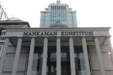 Uji Formil dan Materiil...