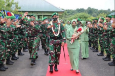 Melihat Tradisi Penyambutan...