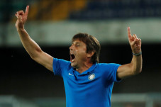 Inter Ditahan Verona,...