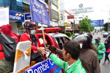 Semangatnya Ibu PKK...