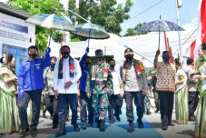 Gubernur Sulsel Resmikan...