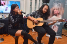Lagu I Miss You Sarah...