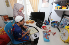 Kembali Belajar Daring,...