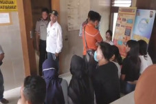Bawa 5 Remaja Putri...