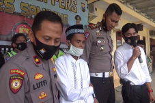 Gegara Konten Biawak,...
