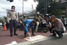 Cegah Corona, Polisi...