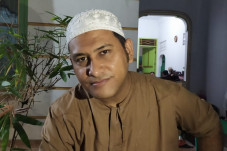 Omas Meninggal Dunia,...