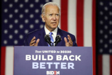 Biden: Rusia dan China...