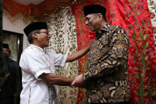 Bersama Ulama, Mulyadi...