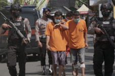 Spesialis Pecah Kaca...