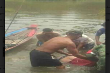 Warga Prabumulih yang...