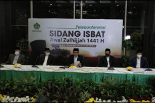 DPR Doakan Calon Haji...