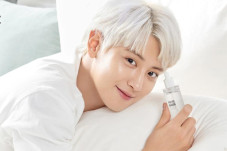 NACIFIC Tunjuk Chanyeol...