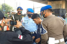 Razia Masker di Asemka,...