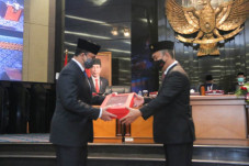 Dapat Tiga Kali Berturut-turut...