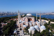 Saksikan Live! Salat...