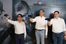 Sony Resmi Hadirkan...