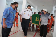 Anies Marah, Sebut Penabrak...