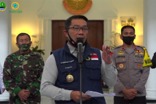 Ridwan Kamil: Gugus...