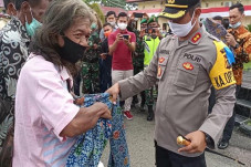 Tim Suku Anak Dalam...