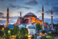 Hagia Sophia Gelar Salat...