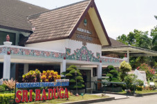 Cerah Berawan Seharian,...