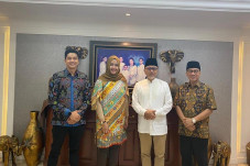 Pilkada Karawang, Yesi-Adly...