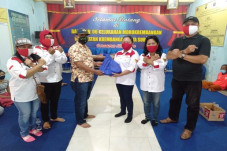 PDIP Surabaya Sumbang...