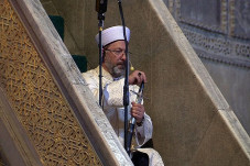 Khotbah Salat Jumat...