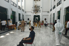PNS Gedung Sate Dikabarkan...