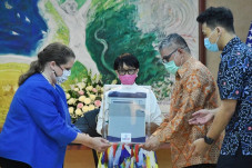 Bantu Tanggulangi Pandemi...