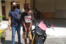 Gelapkan Motor Kenalan,...