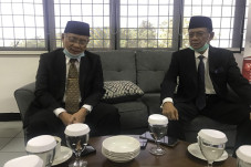 Fakultas Hukum Universitas...