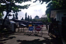 Gedung Sate Ditutup...