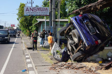 Kecelakaan Beruntun...