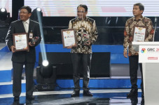 Bank Mandiri Raih Penghargaan...