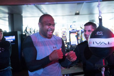 Duel Mike Tyson vs Roy...
