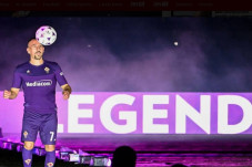 Fiorentina Perpanjang...
