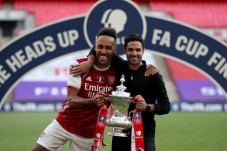 Aubameyang Bungkam,...