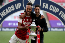 Arsenal Iming-imingi...