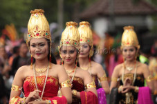 Pulihkan Kondisi, Pemerintah...