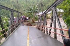 Banjir Bandang dan Longsor...