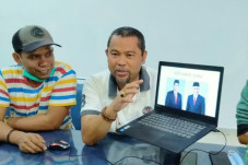 Deklarasi 12 Agustus,...